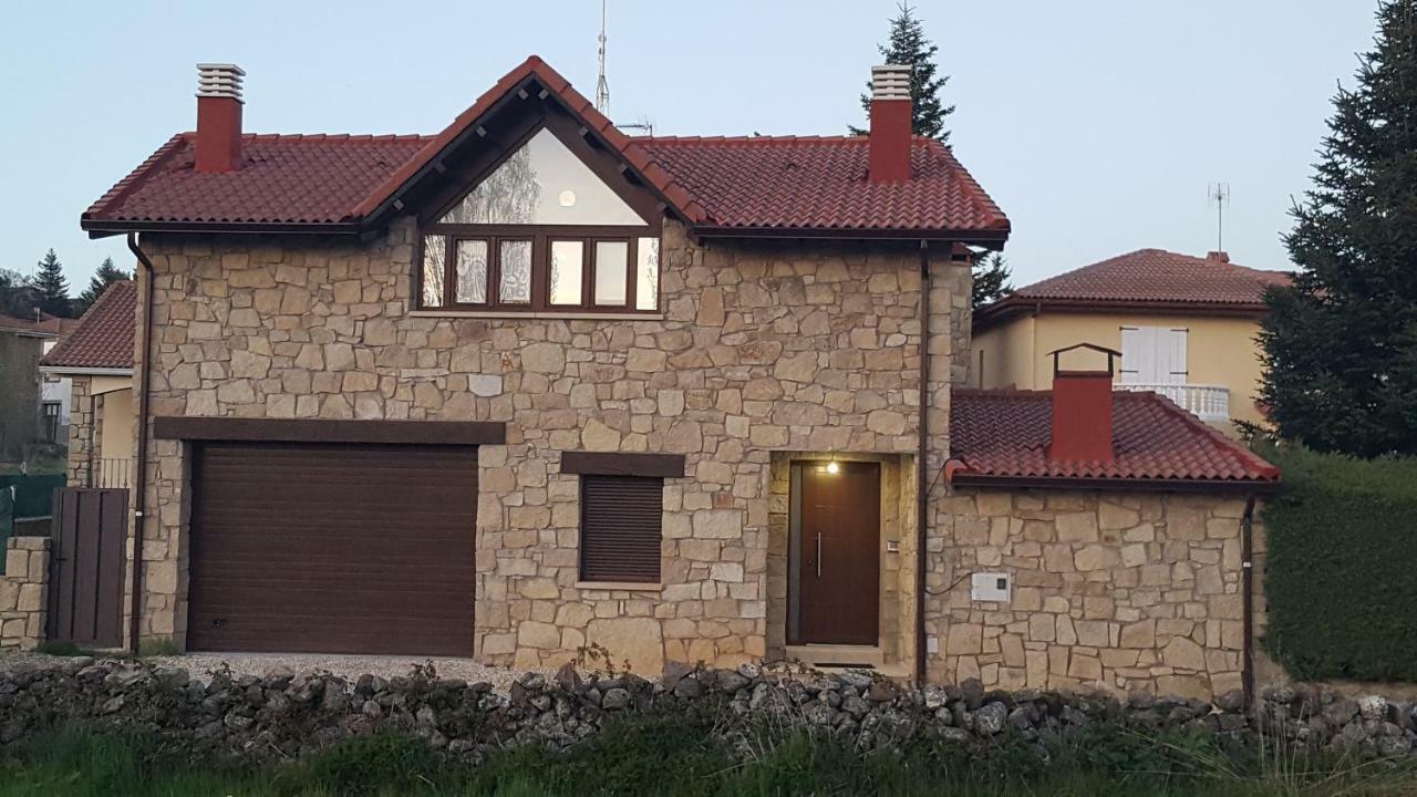 Penzion El Cordel De Gredos Navarredonda de Gredos Exteriér fotografie